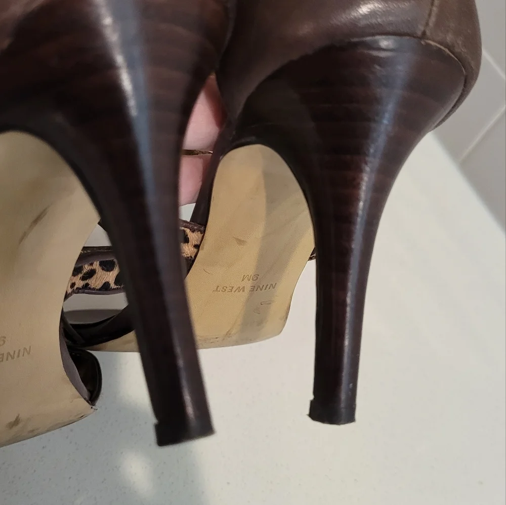 Heels - Picture 4 of 6